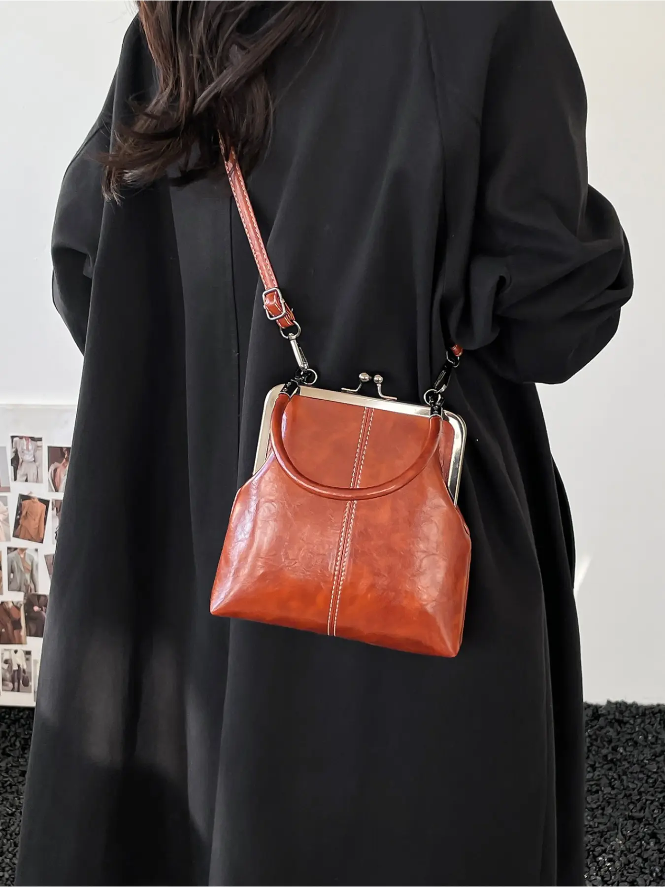 New Vintage Waxed Leather Kiss Lock Bag | Multi-color Options | Handheld & Crossbody 2-in-1 Small Bag Crossbody Fashion Bag Crossbody Handbag Crossbody Purse Crossbody Shoulder Purse for Daily Commute & Dating