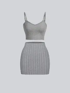 Two-Piece Set Summer Women's Ribbed V-Neck Slim-Fit Strapless Crop Top and Skirt Set, Elegant Comfortable Swim Cover-Up, Two-Piece Solid Color Outfit for Beach Days