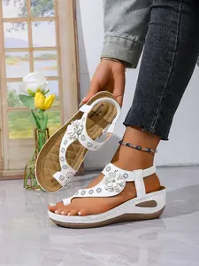 New summer women's shoes, women's solid-color hollow-out Boho Style Wedge flip-flops with floral designs, thick-soled height-increasing, plus-size comfortable slippers, arch support orthopedic lightweight shoes, bohemian sanda, Boho Sandals