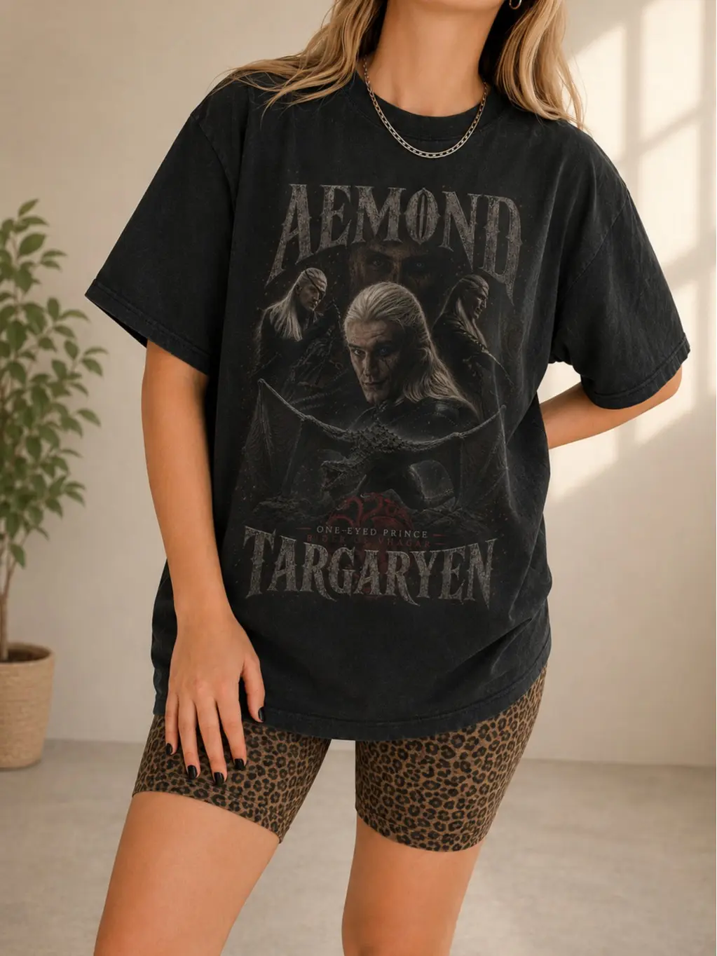 Women's Aemond Targaryen T-Shirt - Vintage Graphic Print Short Sleeves, Ribbed, Preshrunk, Garment-Dyed Heavyweight Ring-Spun Cotton, Double-Stitched, Baggy Unisex Oversize Fit, Retro Casual Top for HOTD Fans