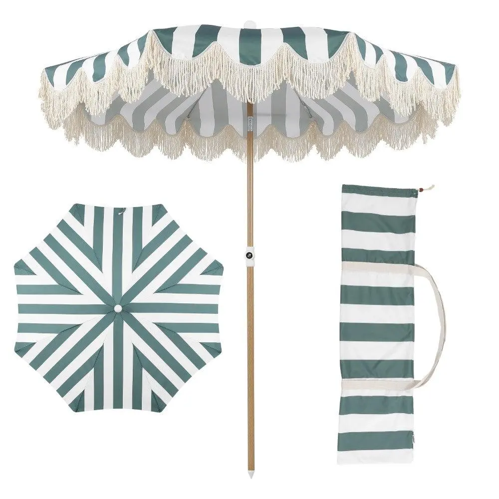 JONATHAN Y Mariner 6.5 ft Classic Cottage Iron Patio Umbrella, Striped Green & White Canvas with Fringe Tassels, Scalloped Edge, Push-Button Tiltable Design, Market Beach Use & Portable Bag
