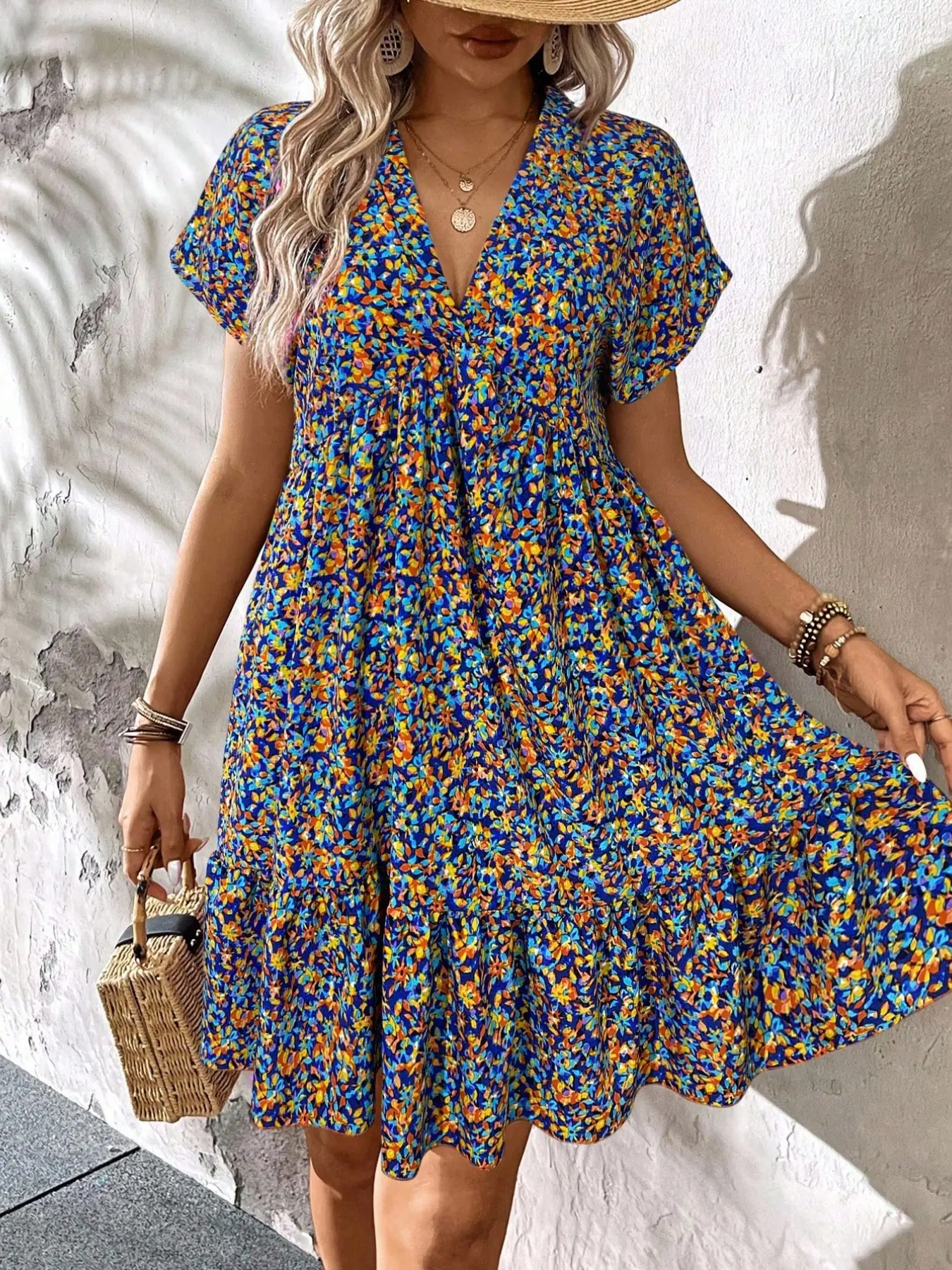 Fashion Floral V-Neck Ruffle Dress Plus Size Casual Short-Sleeve Flowy Fit Dress, Lightweight Breathable Fabric, Y2K Clothes Summer Vacation Outfits, Trendy Beach Daily Wear, Comfortable Relaxed Fit Boho Bohemian Dresses, Womenswear, Boho Style Womenswear