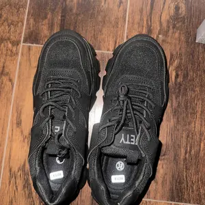 Women's Fashion Letter Pattern Low Top Safety Shoes, Lightweight Work Shoes, Work Safety Steel Toe Sneakers, Anti-slip Anti-smashing Anti-puncture Wear-resistant Work Shoes