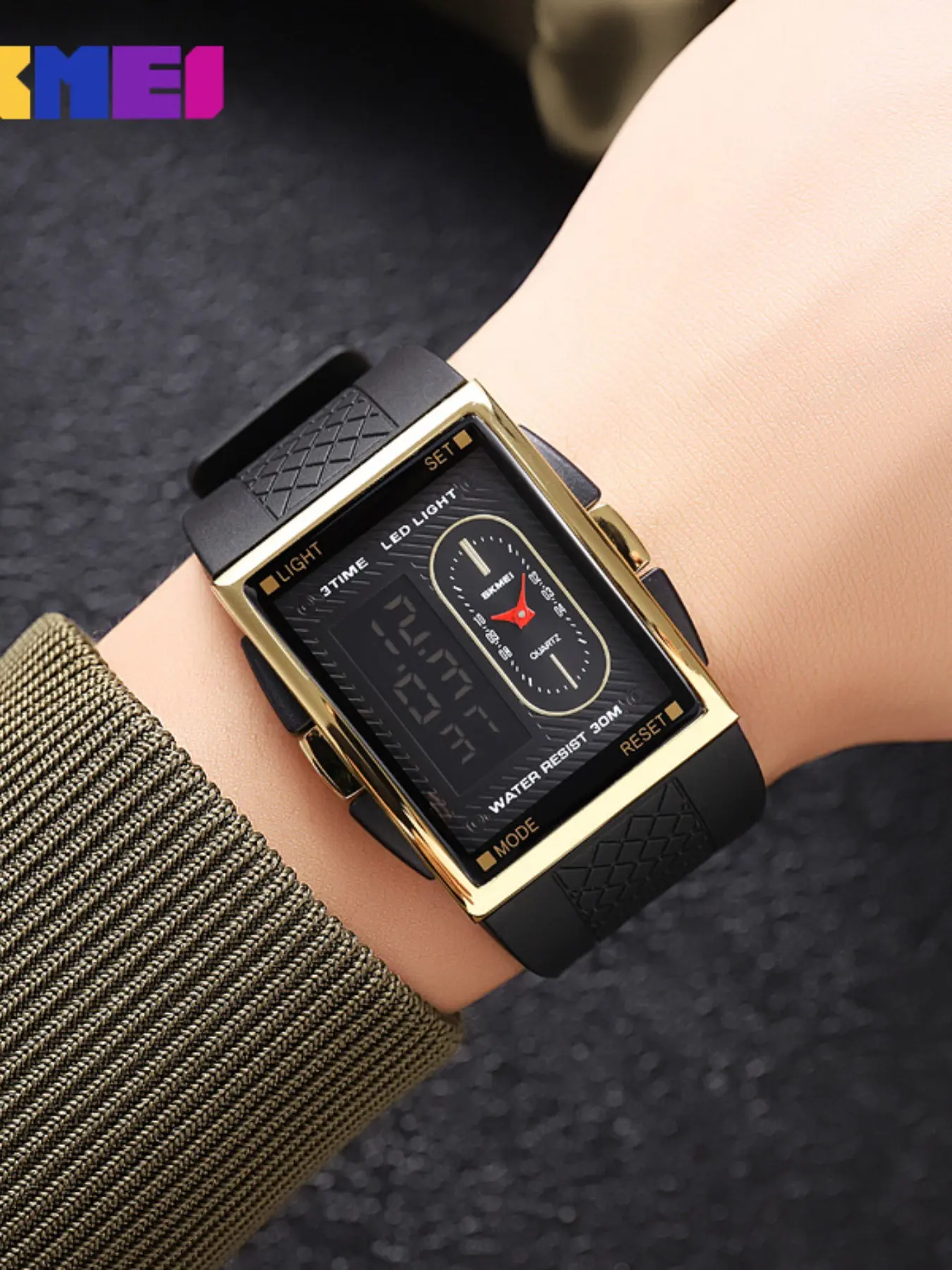 Men's watch dual movement multi display electronic watch multifunctional watch fashionable waterproof watch for male students waterproof night light watch, outdoor leisure watch