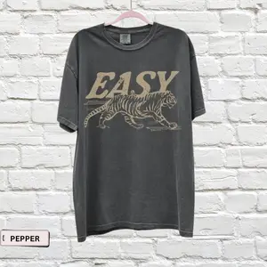 Comfort Colors Easy Tiger T-shirt - Casual Crew Neck, Graphic Design, Available in Multiple Colors, Suitable for Men & Women - Top