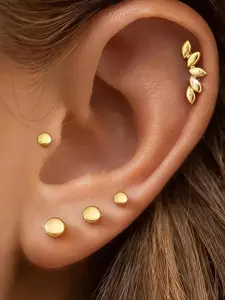 5Pairs Small Flat Back Stud Earrings for Women Hypoallergenic Stainless Steel Cartilage Earrings Set for Multiple Piercing Tragus Conch Dainty Earring Stack