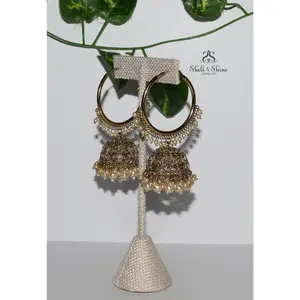 Chaand Jhumka Chaand Jhumka