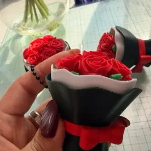 KleilCreations 3D Rose Clicker Fidget Toy - red roses Shape Stress Relief Toy with Beaded Strap