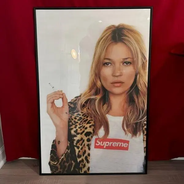 Vintage Kate Moss Poster - Fashion Icon Minimalist Wall Art - Home Decor (No Frame) (No Frame) Vintage Kate Moss Poster - Fashion Icon Minimalist Wall Art - Home Decor (No Frame) (No Frame)