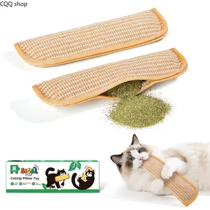Organic Catnip Chew & Kick Toy, soft sisal interactive play toy infused with 6000mg premium catnip. Relieves boredom for indoor kittens and cats, ideal for daily entertainment and scratching
