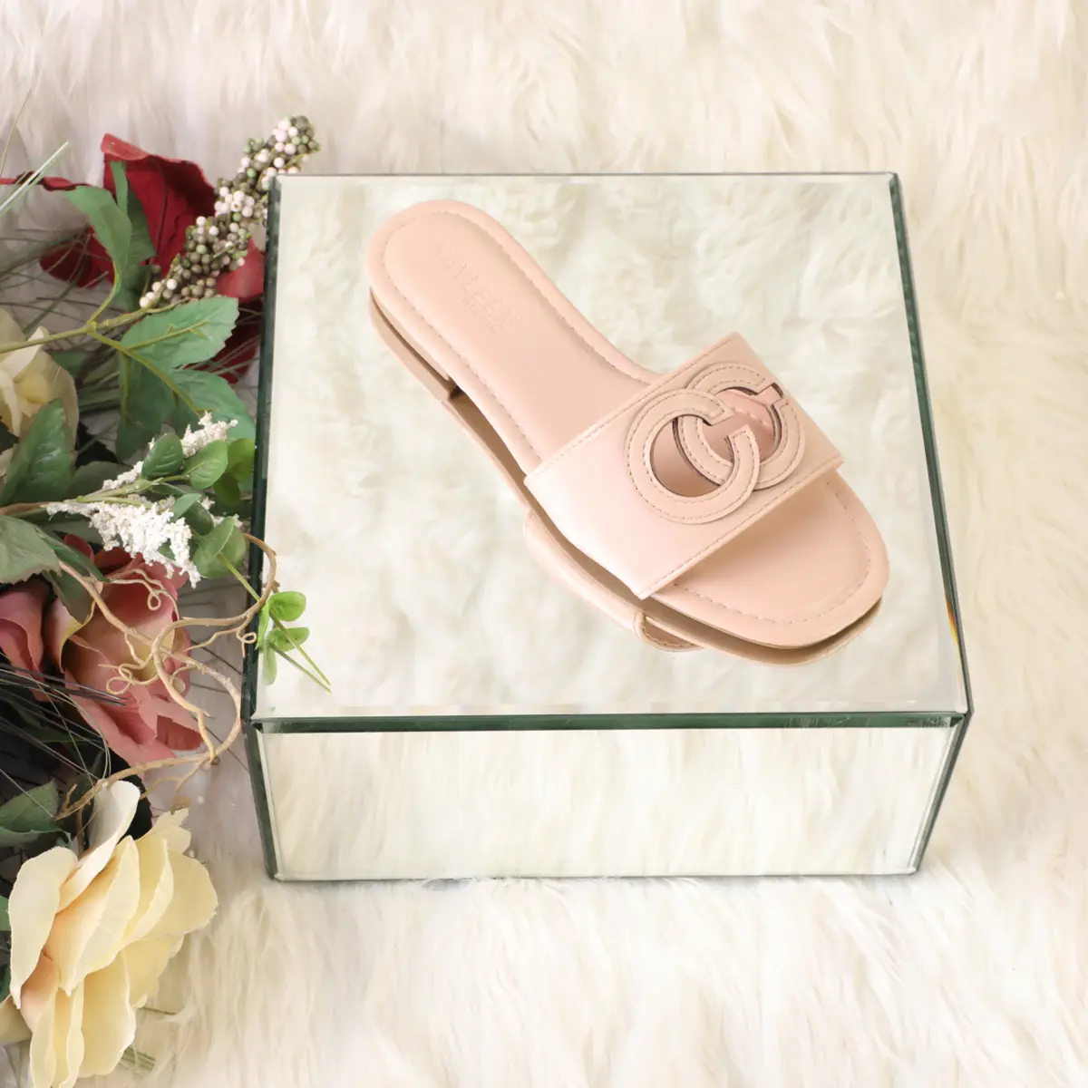Woman sandal open toe flat heel one strap slip on square toe