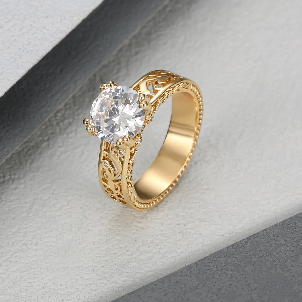 Vintage Elegant Geometric Motif Unisex Artificial Zircon Ring - Cubic Zirconia Center Stone, Gold Accented Costume Jewelry, Ideal Anniversary Gift for Women, Cubic Zirconia Rings, Artificial Zircon Rings