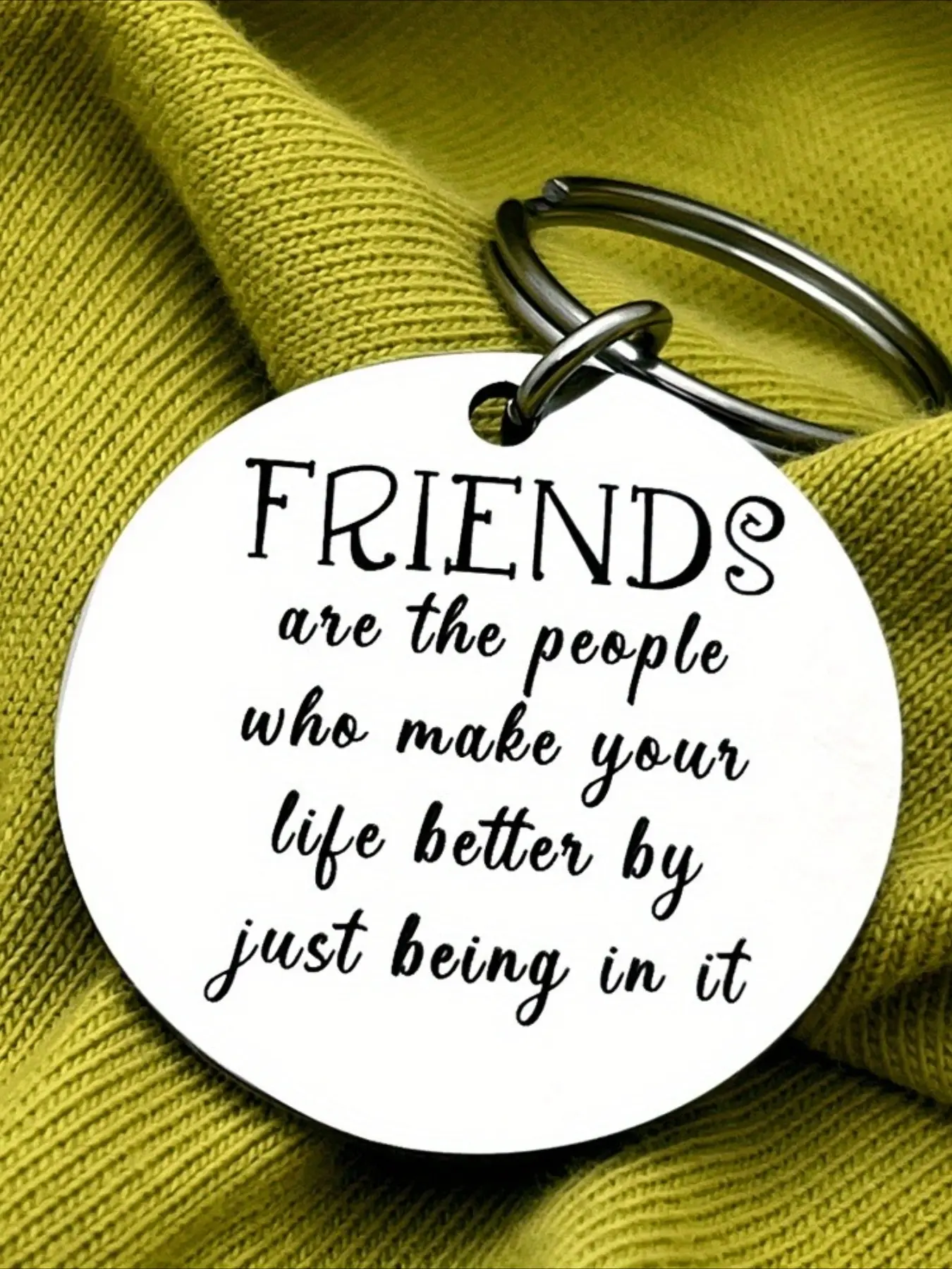 Birthday and Christmas keychains, Cute Keychain, Aesthetic Keychain, the perfect gift for your best friend