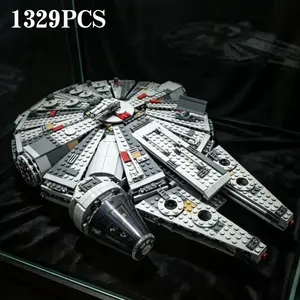 2026 stock new movie original 1329PCS/PZS space attack spacecraft Millennium Falcon war ship model compatible with 75105 05007 79211 69900 S7101 10467 81009 180006 19020 building block set children's creative DIY handicraft STEAM toy birthday gift