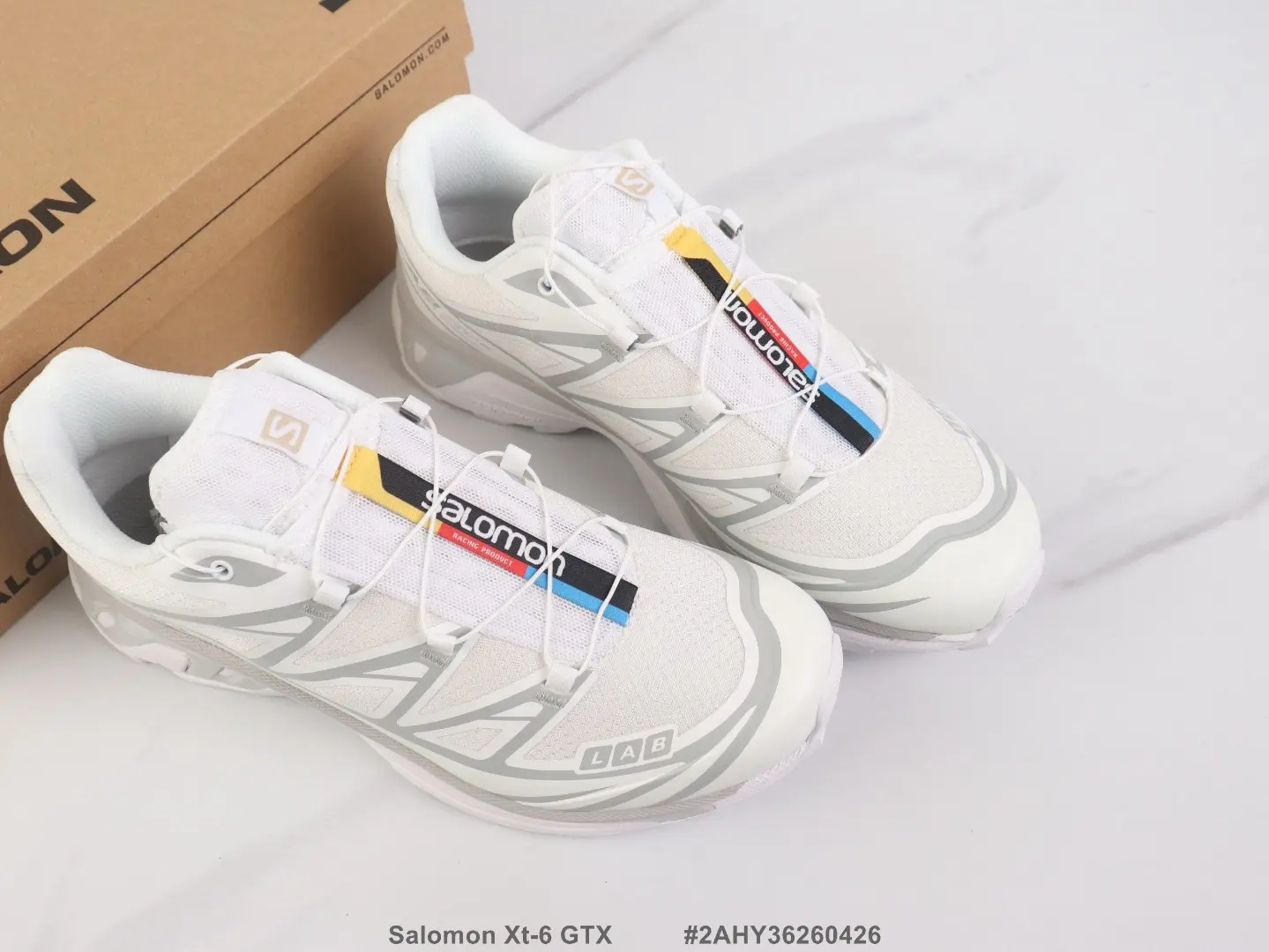 The Salomon XT-6 is a unisex urban-outdoor shoe featuring a soft, flexible upper and shock-absorbing insoles—an excellent choice for daily commuting, stair climbing, and outdoor fitness activities.