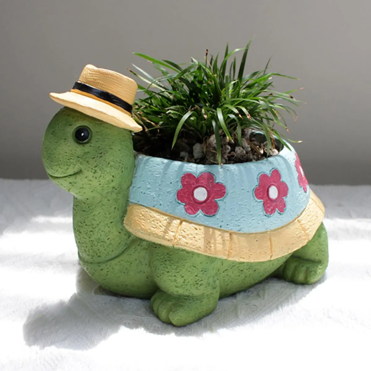 Cute Turtle Design Succulent Pot, Resin Turtle Statue Plant Pot, Indoor Outdoor Planter, Garden Planter, Garden Pots, Planting Pots, Pots for Plants, Outdoor Decoration Indoor/Outdoor Use for Home, Office, and Birthday Celebrations, Decorative