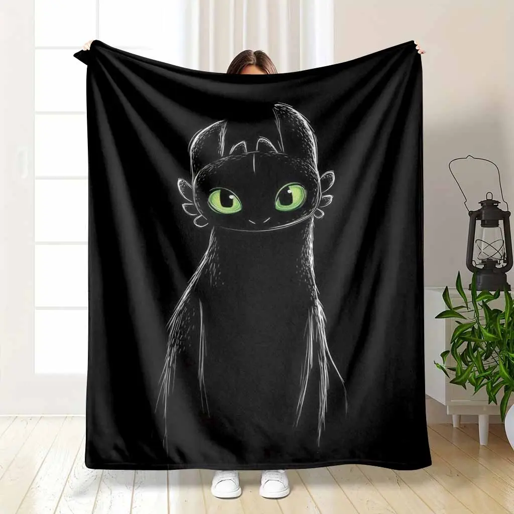 Toothless Night Fury Dragon Flannel Blanket Glowing Green Eyes Minimalist Sketch Art Print Soft Warm Cozy Lightweight Throw Ideal for Sofa Bedroom Office Travel Gift Decor Use