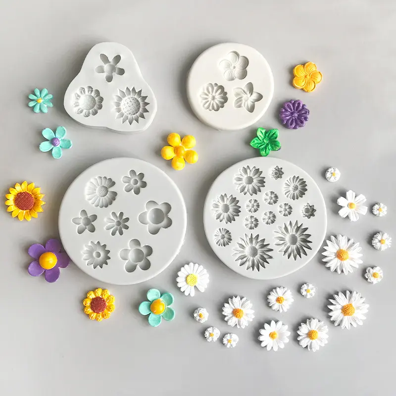 Daisy Sunflower Silicone Mold, Candle Molds For Candle Making - Floral Candle Mold with Daisy, Sunflower, Durable Material, Realistic Detailing, Candle Making Supplies, Clay, Soap, Clay Art, Clay Sculpture, Clay Cutters, Clay Tools, Crafts