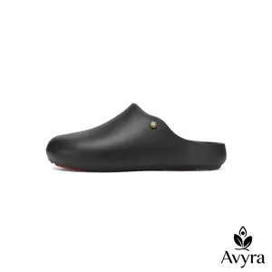 Unisex Closed Toe EVA Clogs Slip On Mule Slides Non Slip Waterproof Lightweight Casual Kitchen Garden Beach Shower Work Slippers Solid Black