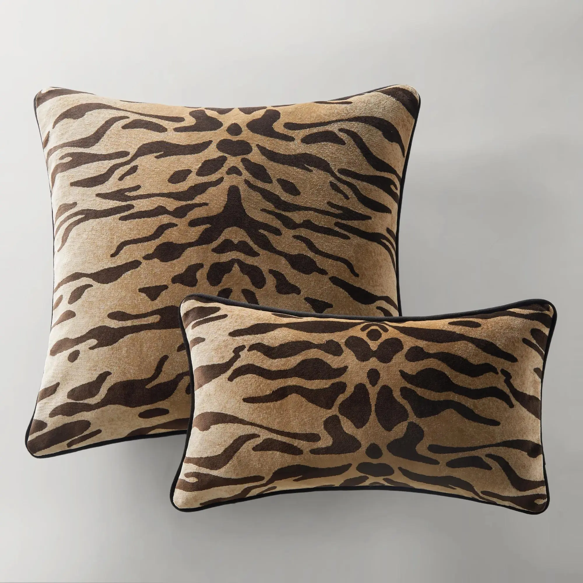 Z Gallerie Soft Bronze Animal Standard Pillow - 22in, Removable Design Cushion, Animal Standard Pillows Z Gallerie Soft Bronze Animal Standard Pillow - 22in, Removable Design Cushion, Animal Standard Pillows