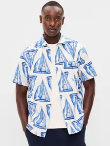 Old Navy Men's Classic Fit Everyday Shirt