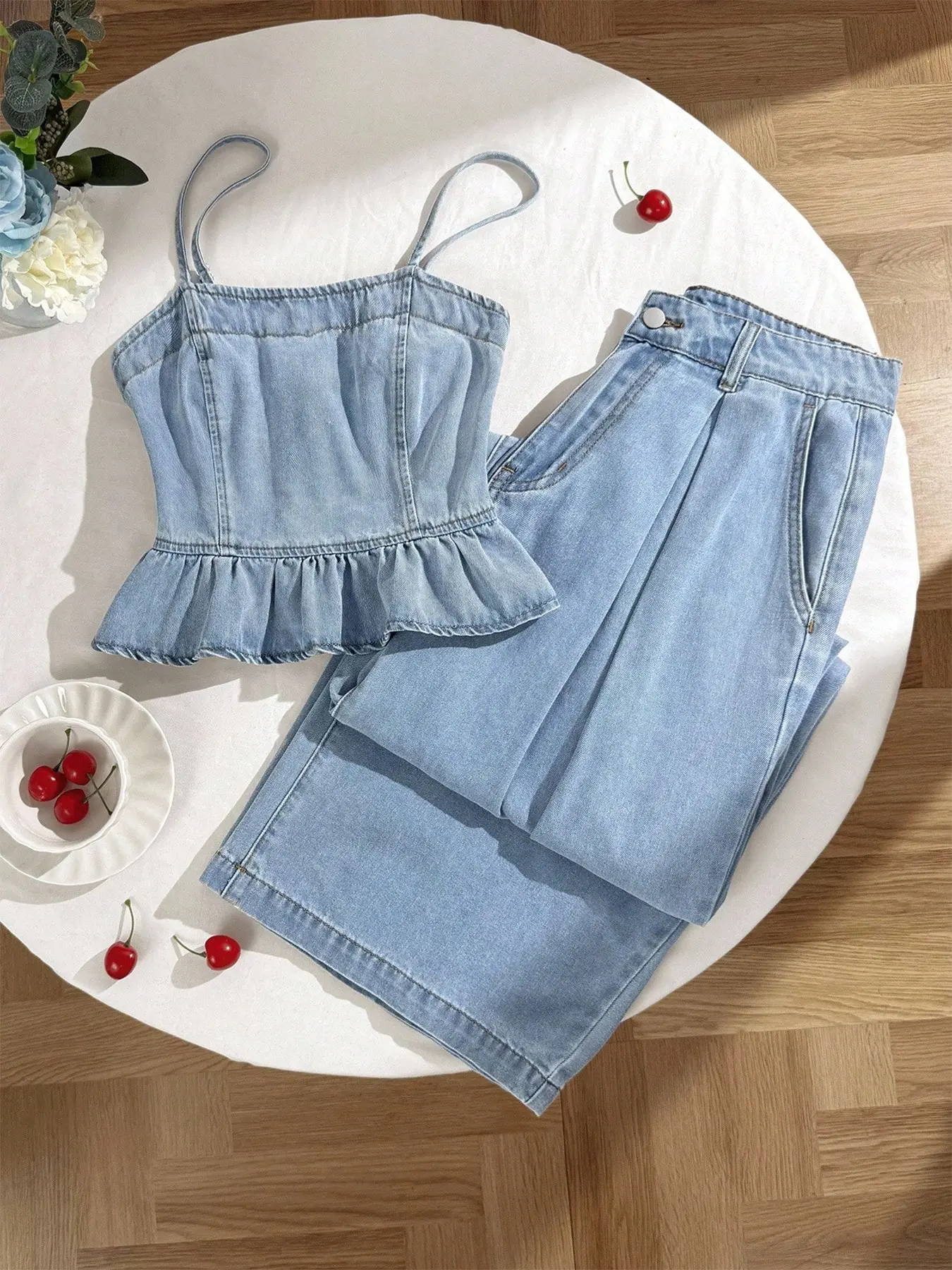 2026 New Retro Cowgirl Light Wash Denim Set for Women, Casual Summer Strapless Sleeveless Camisole Cropped Top and High-Waisted Wide-Leg Pants, Street Style Two-Piece, Streetwear
