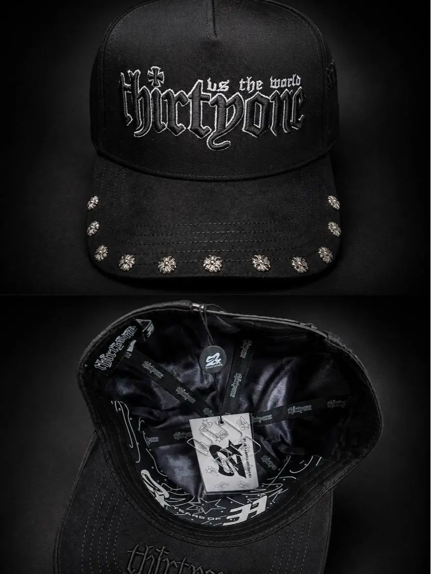 31 Hats - The World