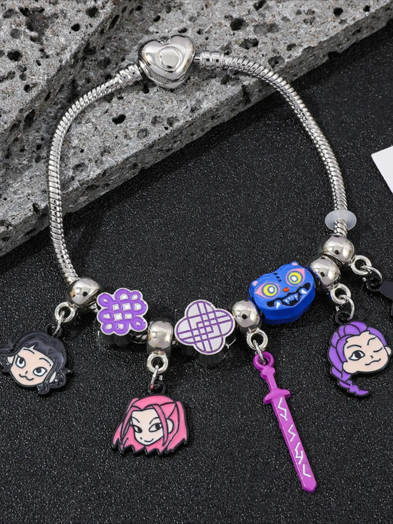 Kpop Witch Girl Group Beaded Fashion Cartoon DIY Bracelet with Charms Stackable Bracelets Gothic Witch Aesthetic Jewelry Christmas Gift Fashion Accessory Stacked Bracelets