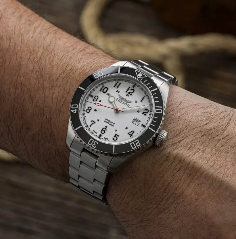 BRAND NEW Tresod Men 42mm SWISS MADE Sellita SW200 26 Jewels Automatic Ocean Master Sapphire Crystal & Ceramic Bezel Stainless Steel Watch