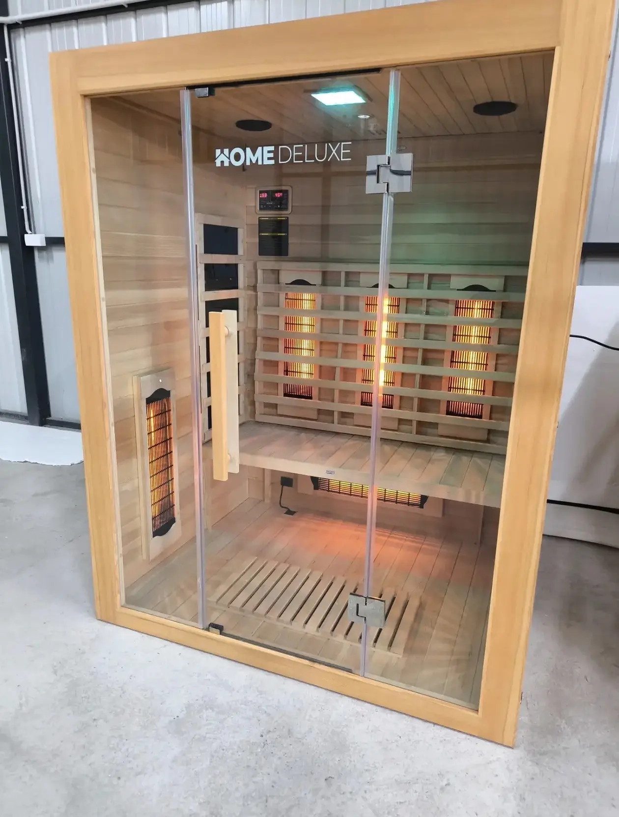 New Home Deluxe infrared Sauna Comes as seen