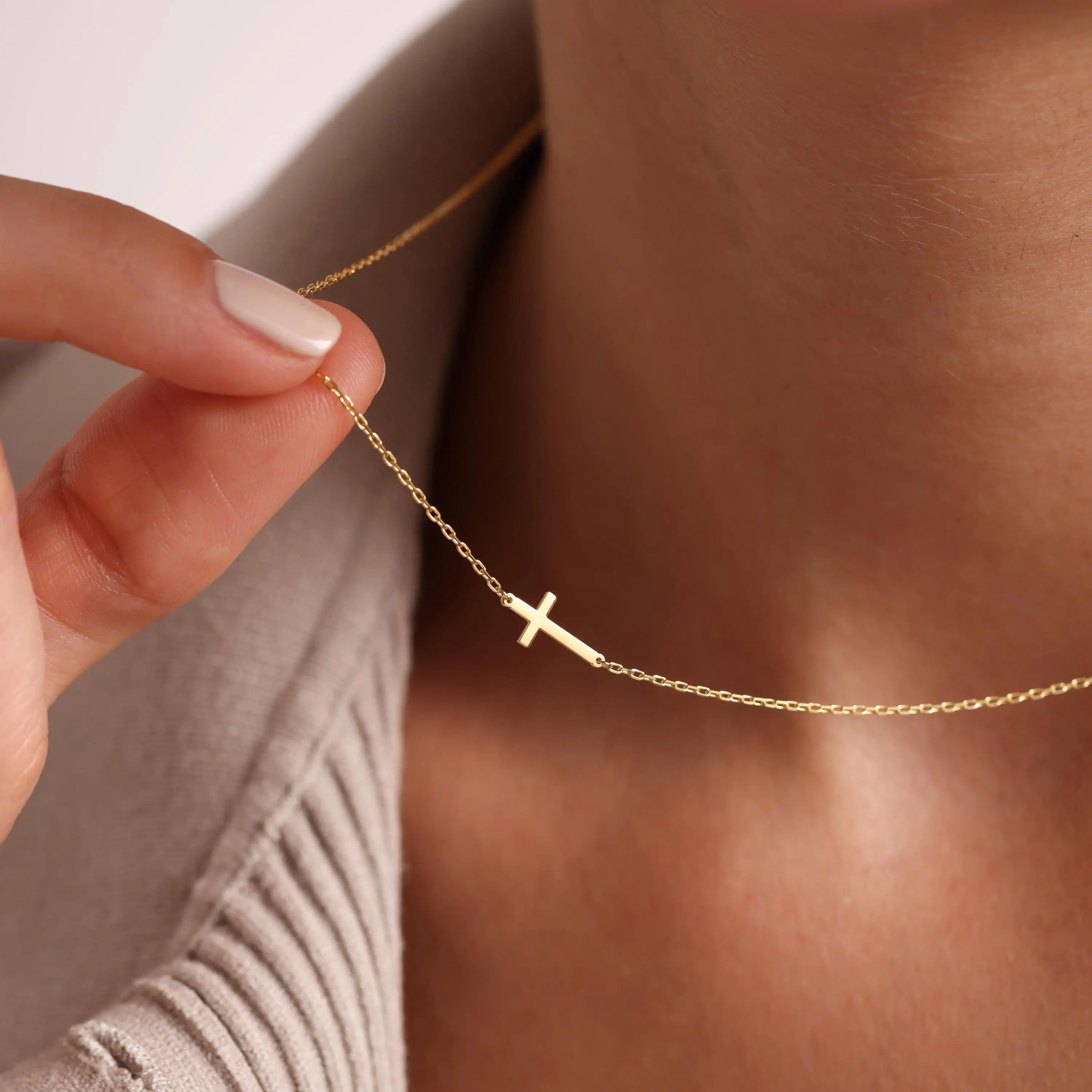 modmints Minimalist Necklace with Dainty Sideways Cross, Fashion Jewelry for Women, Confirmation Gift, 18.5" Chain, Minimalist Necklaces, Gifts For Women, Women's Fashion, Accessories For Women