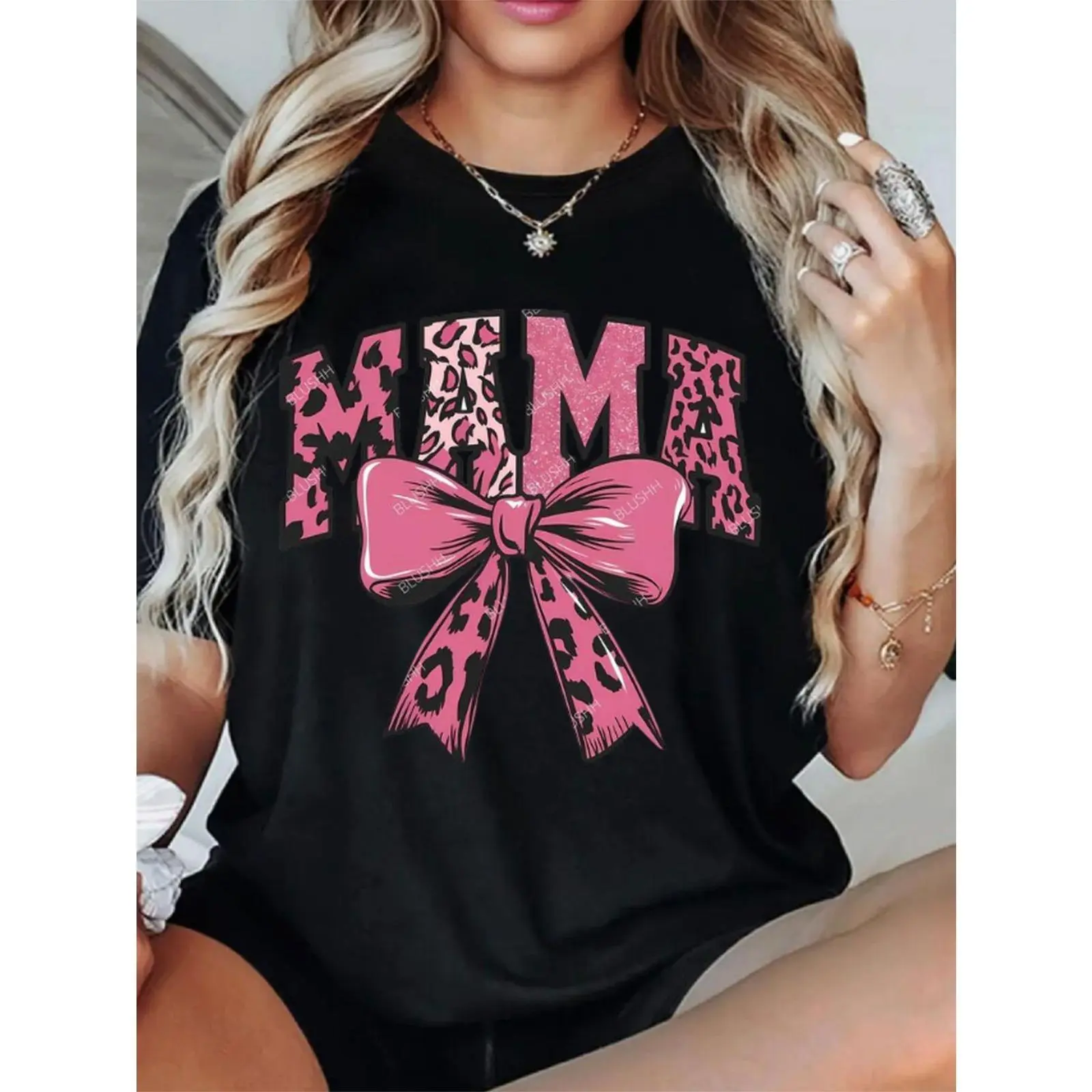 Women's Oversized Loose Fit Graphic Sports Top - Black with Pink Leopard Spot, MAMA & Bow Design, Soft Stretch Crew Neck Shortsleeve, Everyday Comfortable Fabric, Streetwear Casual Tee, All-Season Wear, Machine Washable, Mother's Day Gift
