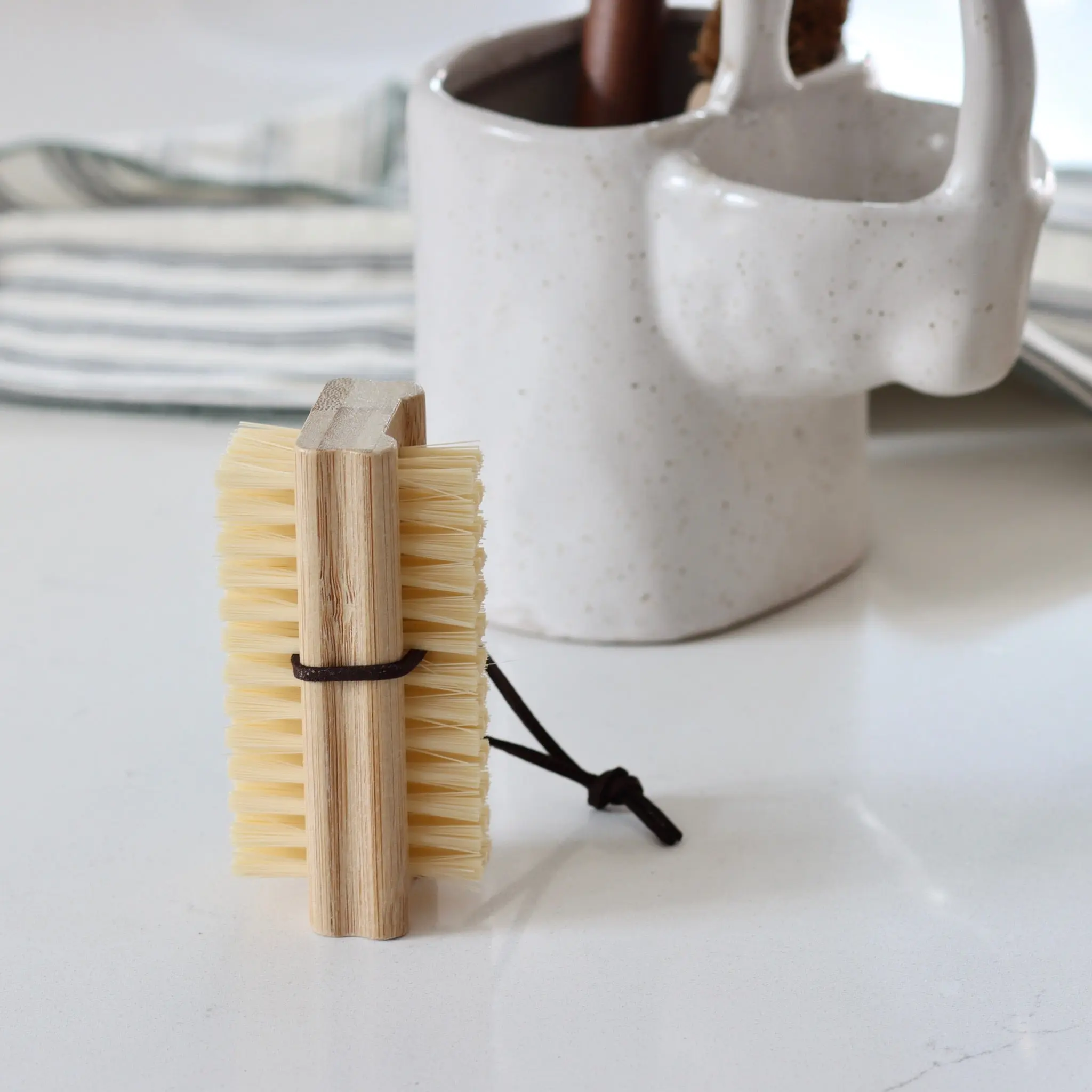 Bamboo and Polyester Cleaning Brush