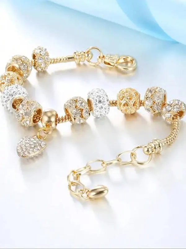 Women's Bangle Bracelet with Sparkling Rhinestone Heart Charm - Elegant & Trendy Arm Candy Accessory for Daily & Special Occasions, Exquisite Trendy Bracelet, Fashionable Bracelet