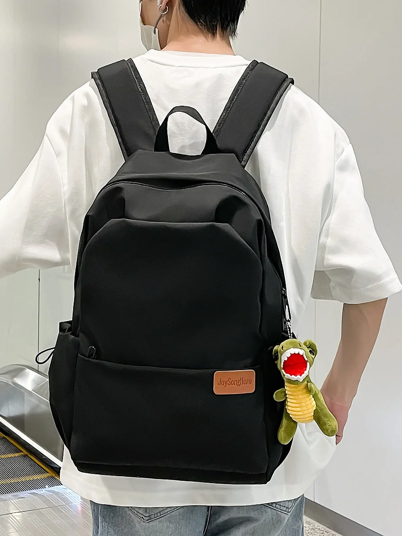 2025 New Style Fashionable Large-Capacity Japanese-Style Travel Laptop Backpack for Junior High, Senior High College Students, Minimalist Casual, Unisex, Suitable for Commuting Travel, Nylon Material with Small Dinosaur Charm Nylon School Bag Schoolbags