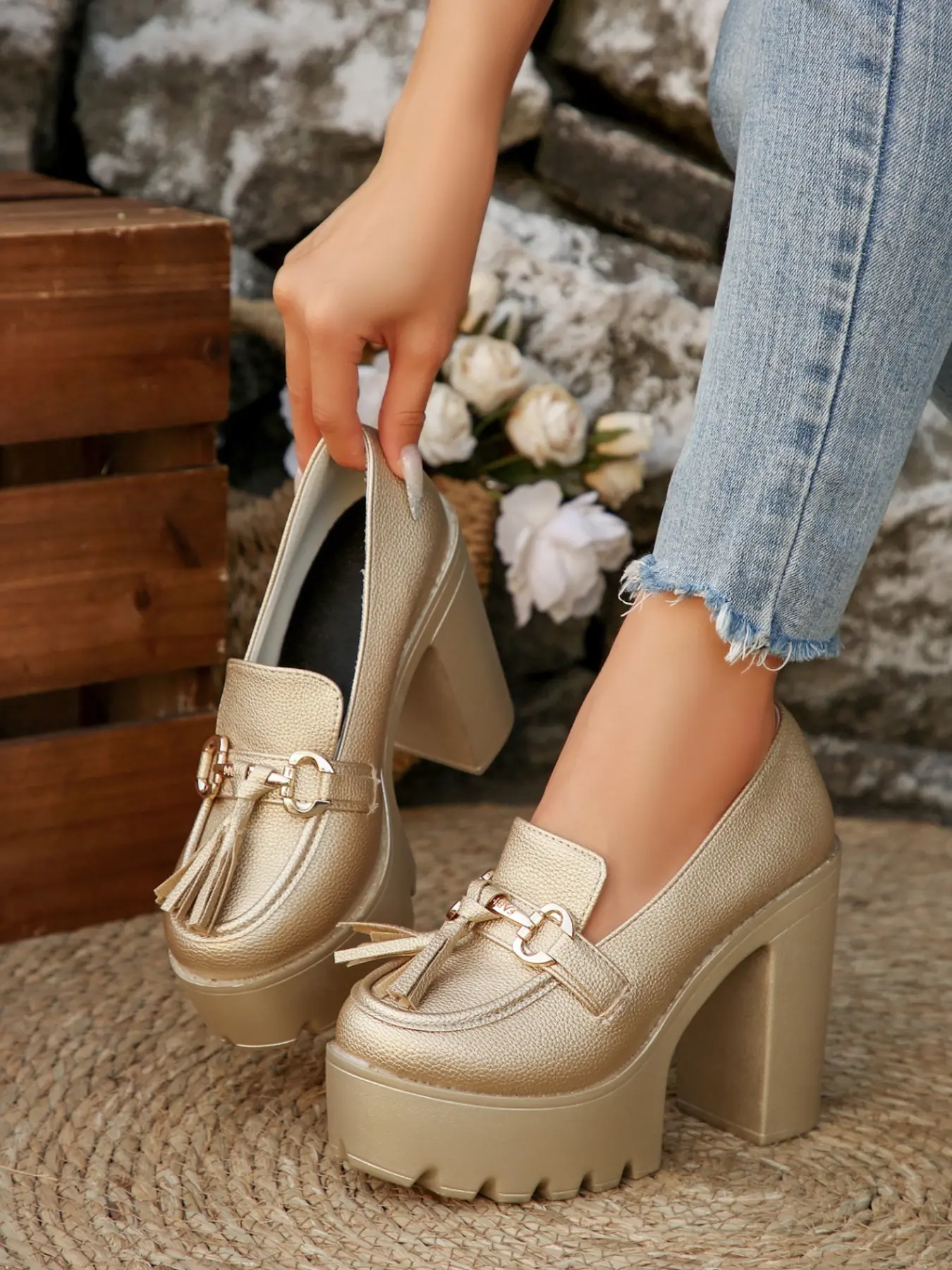 Women's Stylish Classy Thick Sole Rubber Chunky Block Heel Loafers, Fringe Metal Buckle Waterproof Platform High Heeled Walking Shoes, Classic Elegant Fashion Versatile British Style Boosting Small Boots, Elegant Party Footwear, Platform Block Heels