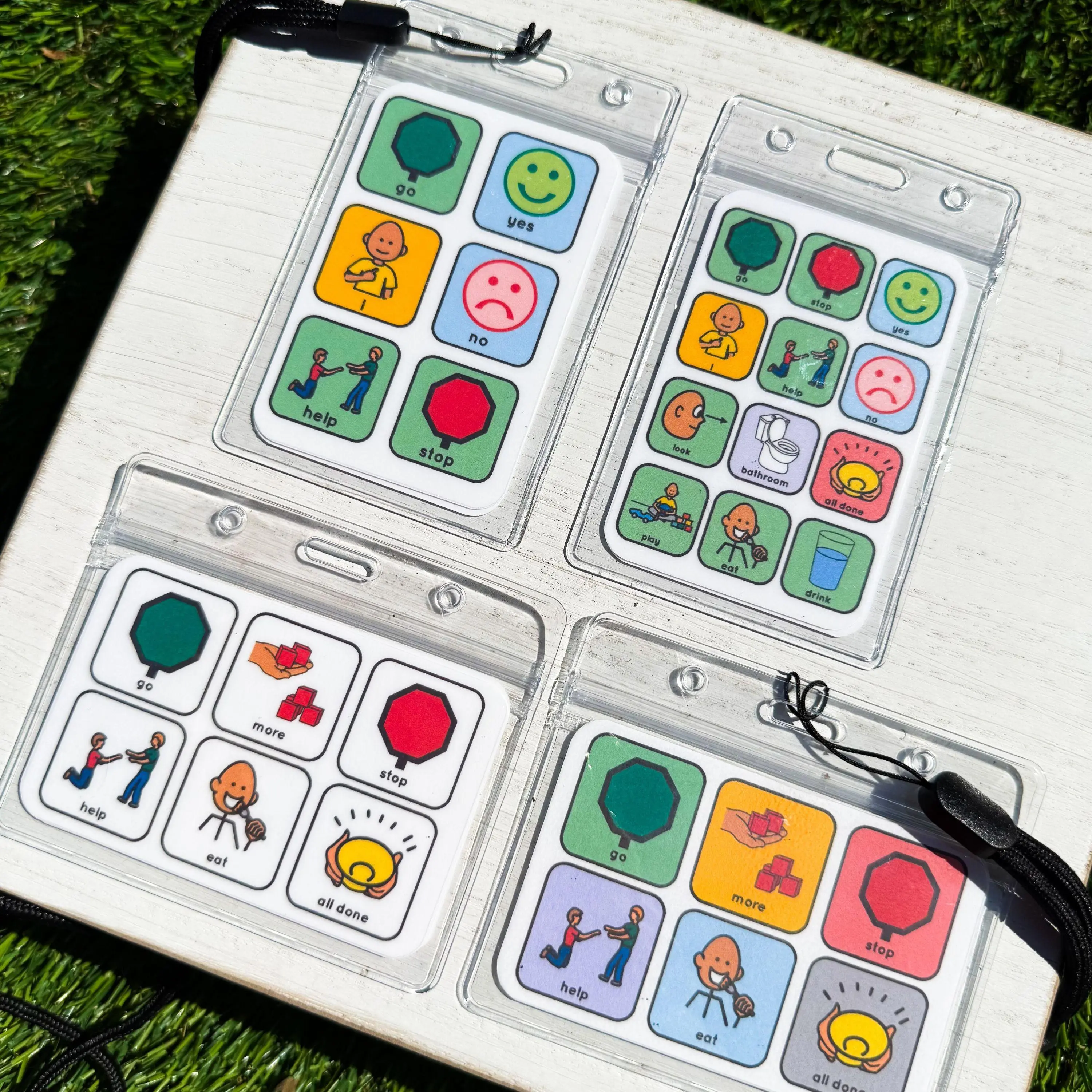 Mini AAC Communication Board - Portable Interchangeable Double-Sided Learning Tool with Lanyard, Black & White Color-Coded AAC Boards for Toddlers, Educational Toy Flash Card for Classrooms