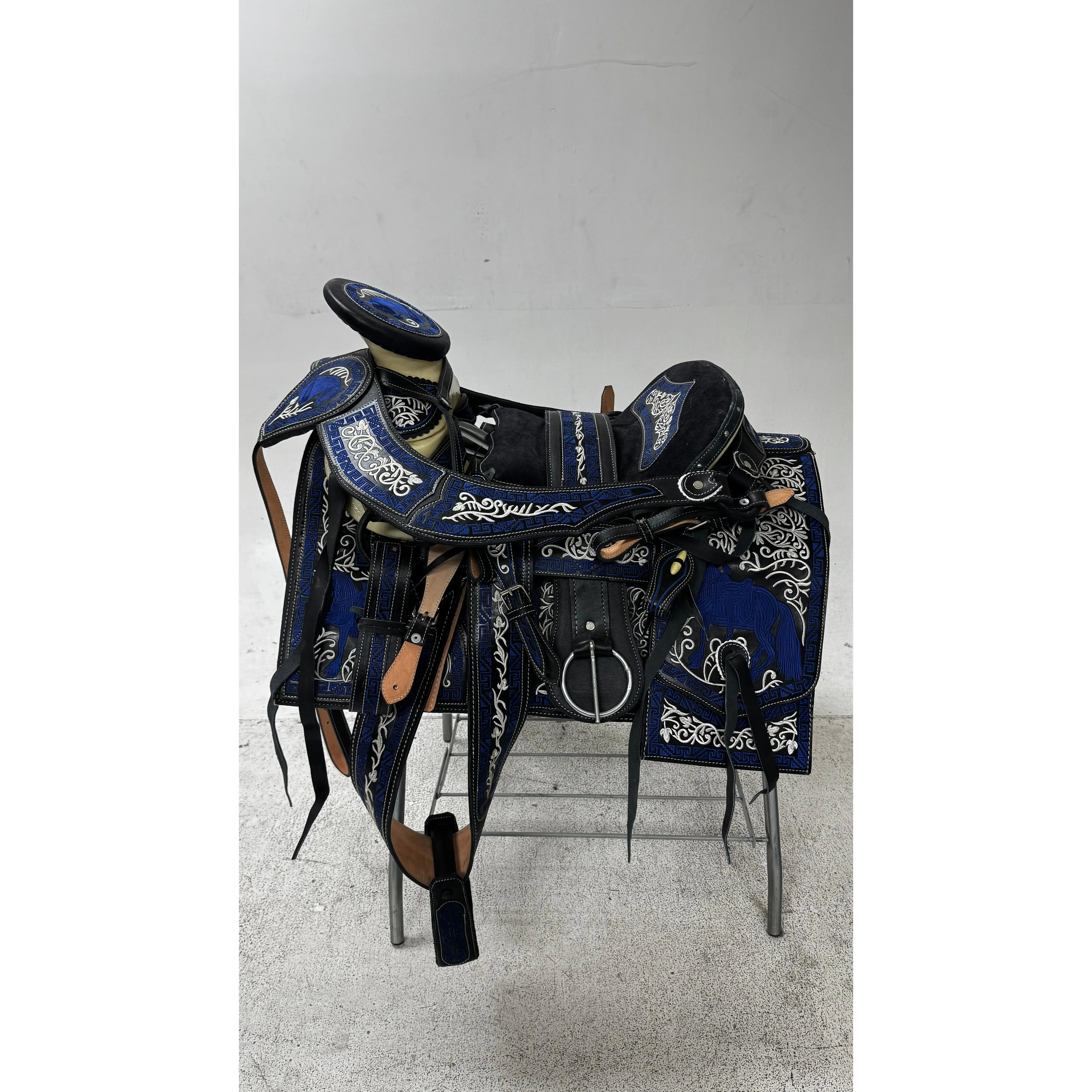 Charro Saddle – Blue & Black Bordada “Caballo Imperial” (15.5”)