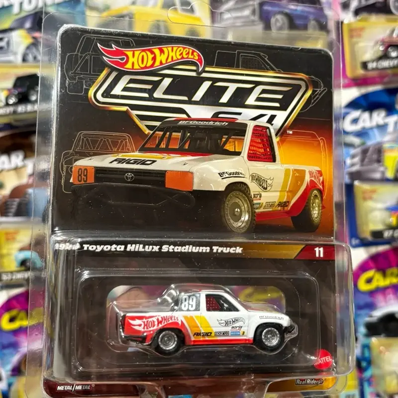 Hw premium Elite 64 Toyota Hilux stadium truck diecast car 1:64 scale