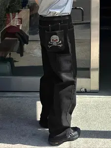 Men's Streetwear Hip-Hop Embroidered Skull Pattern Loose Wide Leg Jeans, Halloween Gift, Casual Denim for All Seasons