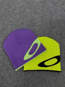 Stylish All Seasons Fitted Street Beanie Hat with Circle Pattern, Unisex Hip Hop Knit Cap for Trendy Cold Weather Wear