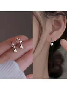 Delicate Silver Tulip Floral Earrings | Elegant Minimalist Design for Women | Chic and Timeless Jewelry for Daily Wear and Special Occasions