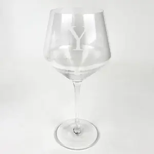 Personalized Red Wine Glass With Initial Pattern Y