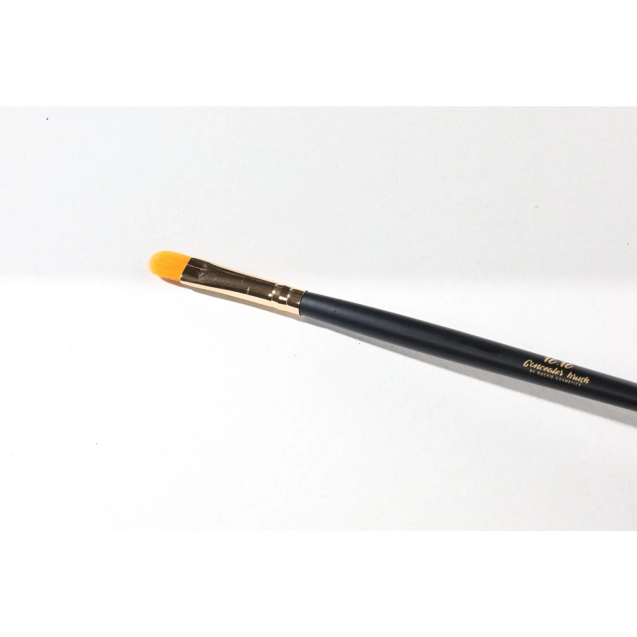 10.10 Concealer Brush - Simple Product Name Provided