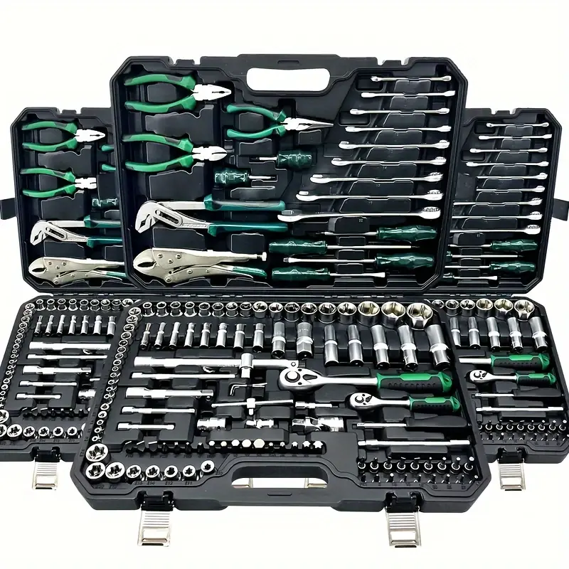 131PCS Toolbox, A Family Car Kit, Is Not Only Suitable For Everyday Home Use, But Can Also Handle The Common Faults Of The Car Or The Basic Repair Tools Needed.