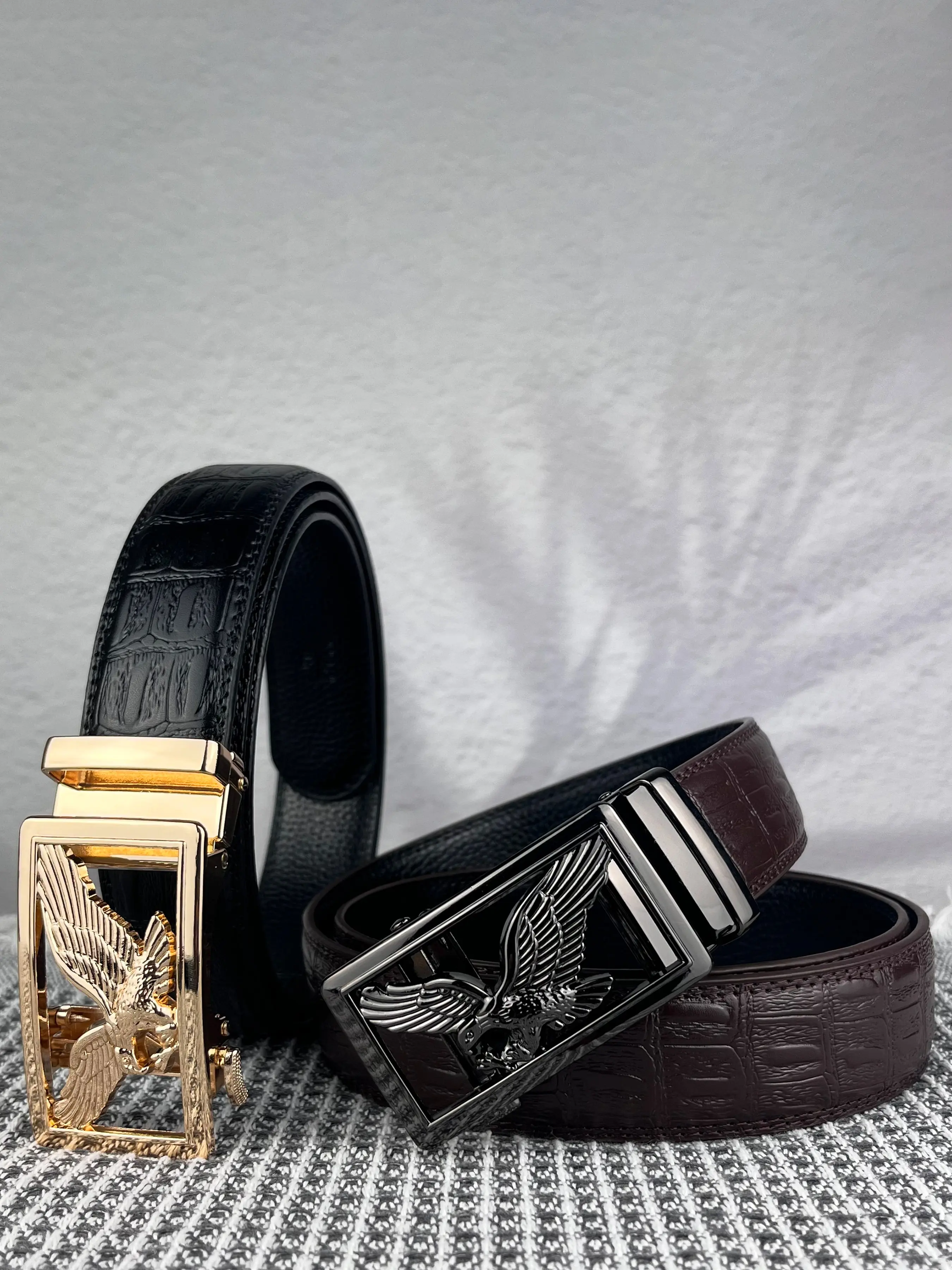 Men's waist belt, casual retro style, Versatile Fashion Belt, eagle relief alloy automatic buckle, 3.5cm/1.38in wide embossed ratchet belt, suitable for business occasions, daily commuting, travel, holiday gifts, Vintage Belt, PU Leather Belts