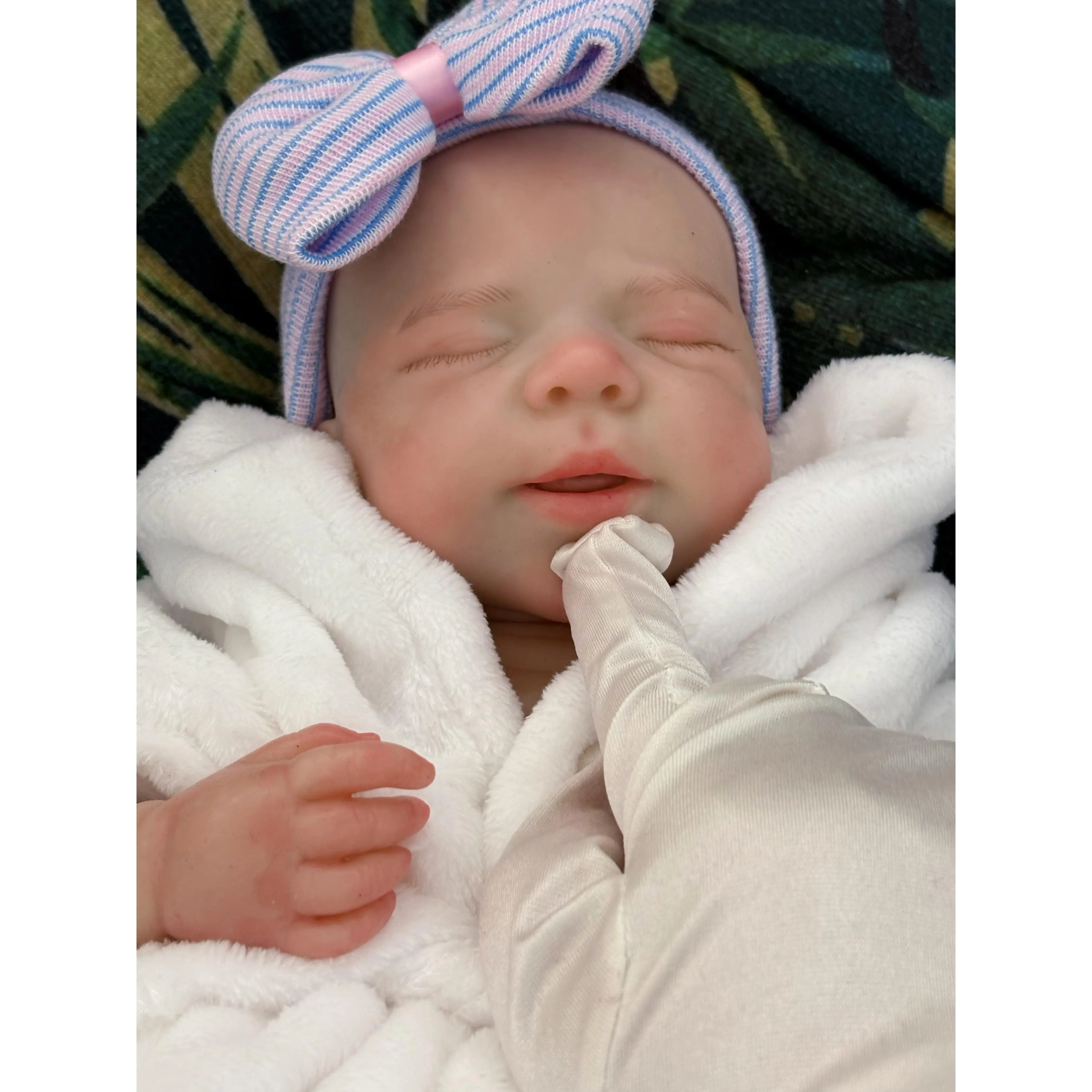 18-Inch Weighted Full-Body Silicone Soft Reborn Doll for Girls-Realistic Baby Girl with Open Mouth