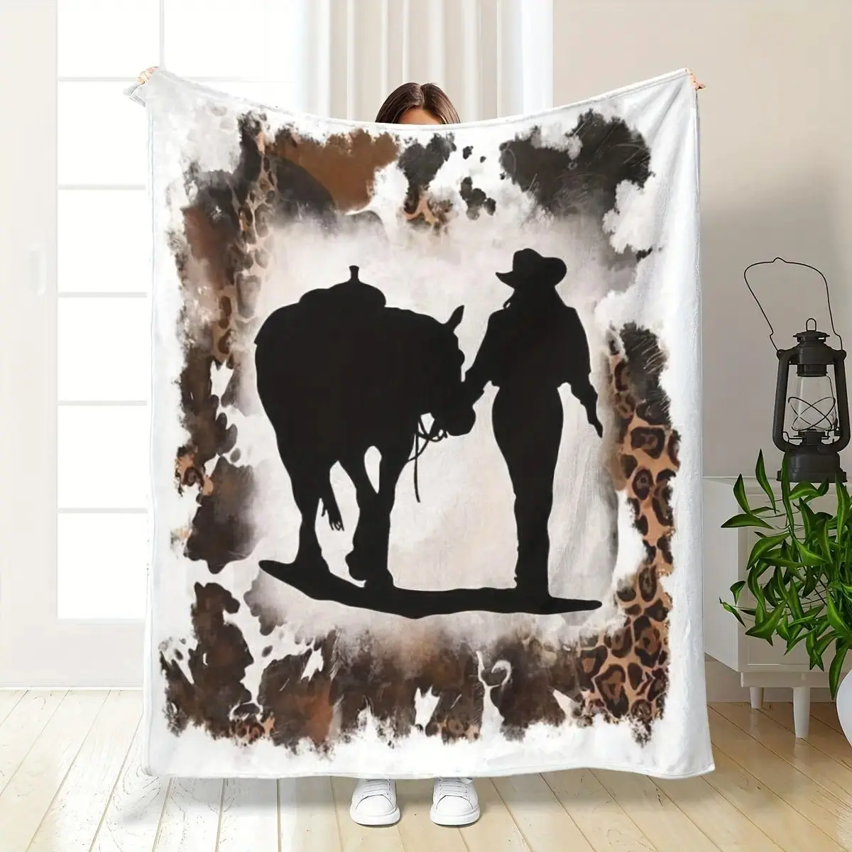 Warm Flannel Blanket, Comfortable Horse Rider Print Blanket - Soft Polyester Fiber, Suitable for All Seasons, Perfect for Bed and Outdoor Leisure, 280g per Square Meter