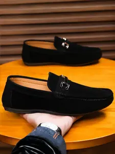 Plus Size Men's Khaki Suede Loafers, Light Luxury Casual Style, Suede Material + Metal Buckle Decor + Soft Sole Design, Soft Texture, Plus Size Friendly , Ideal for Daily Commuting & Smart Casual Scenarios