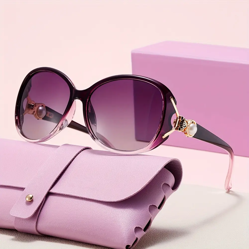 ShineThru Female Trendy Vintage Oversized Full Rim Sunglasses - 1 Pair Elegant Pearl Fox Head Decorative Eyewear, UV Protection Lens, Lightweight Comfortable, Purple Case, Ideal for Vacation & Holiday Gifting